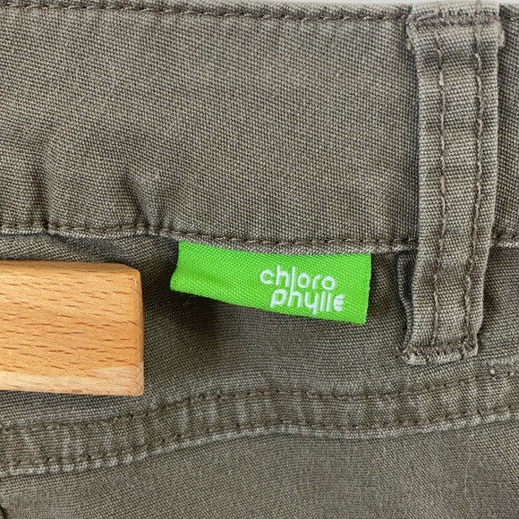 Chlorophylle olive green capris - Picture 7 of 8